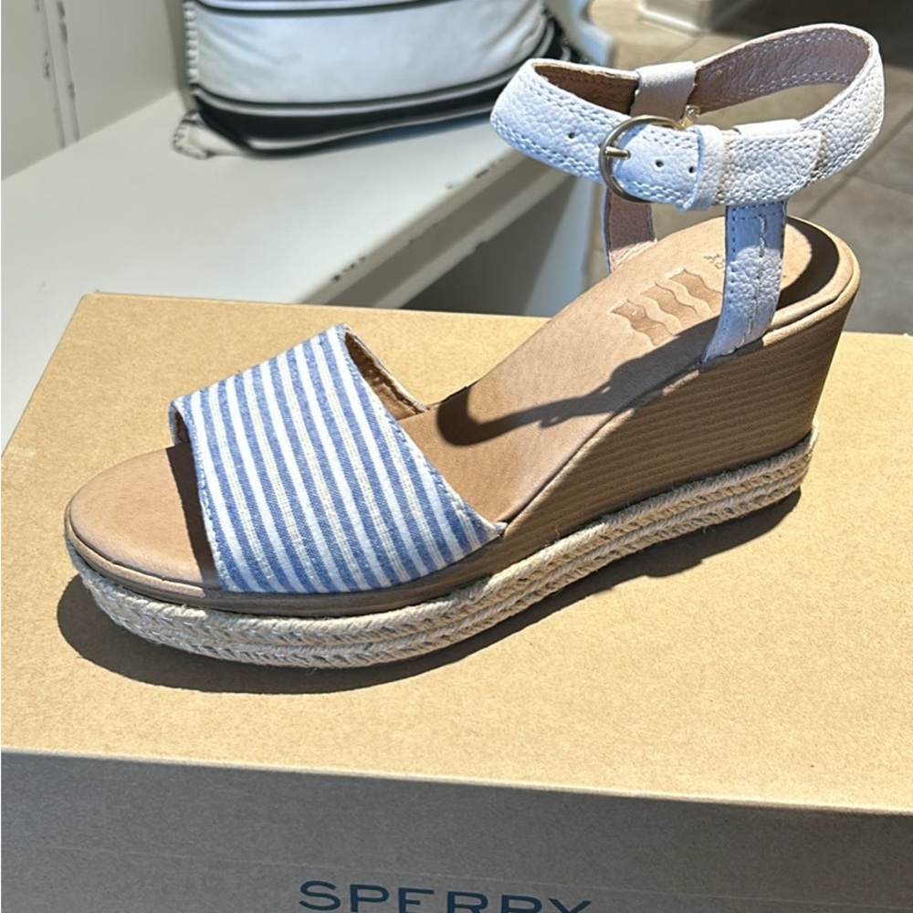 Sperry women’s 9